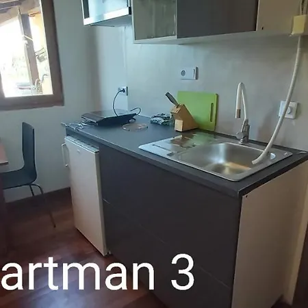 Apartmani More Posedarje
