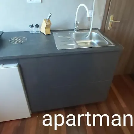 Apartmani More Apartment *