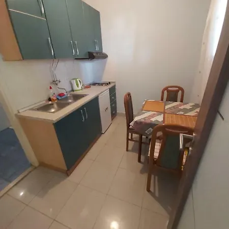 Apartmani More * Posedarje