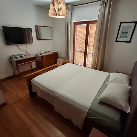 Apartmani More