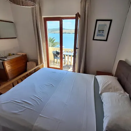 Apartmani More 아파트